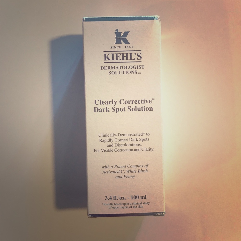 KIEHL’s CLEARLY CORRECTIVE DARK SPOT SOLUTION